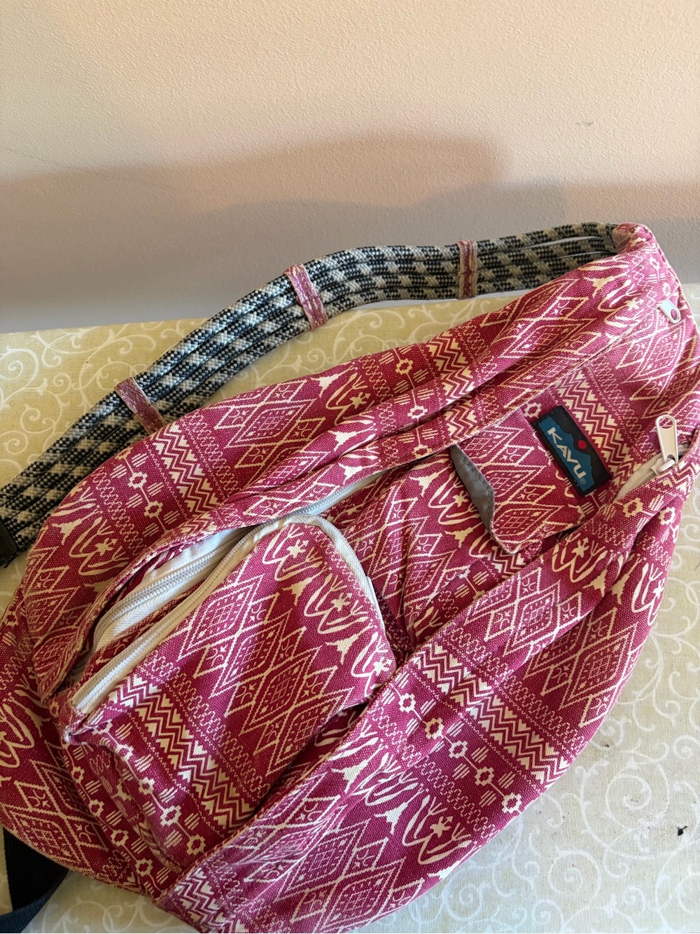 Kavu Aztec-Pattern Pink Crossbody Sling